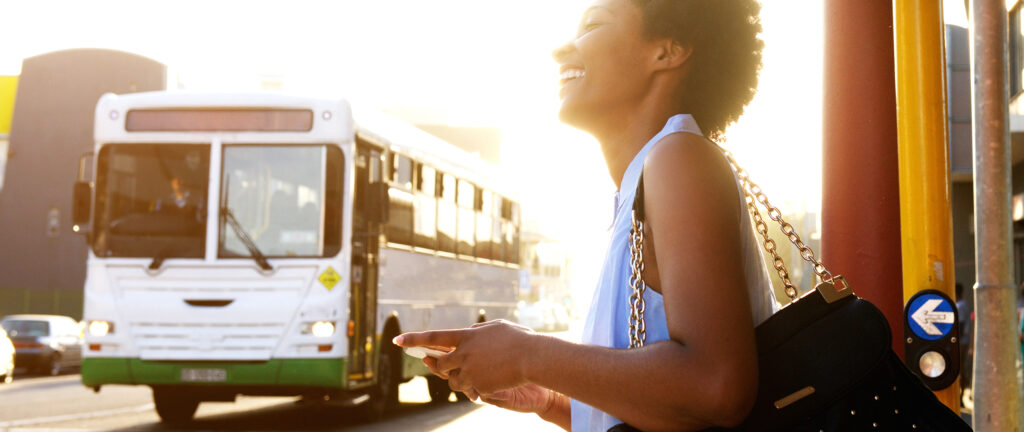 09_platba-bankovni-kartou-ve-verejne-doprave-v-lagosu