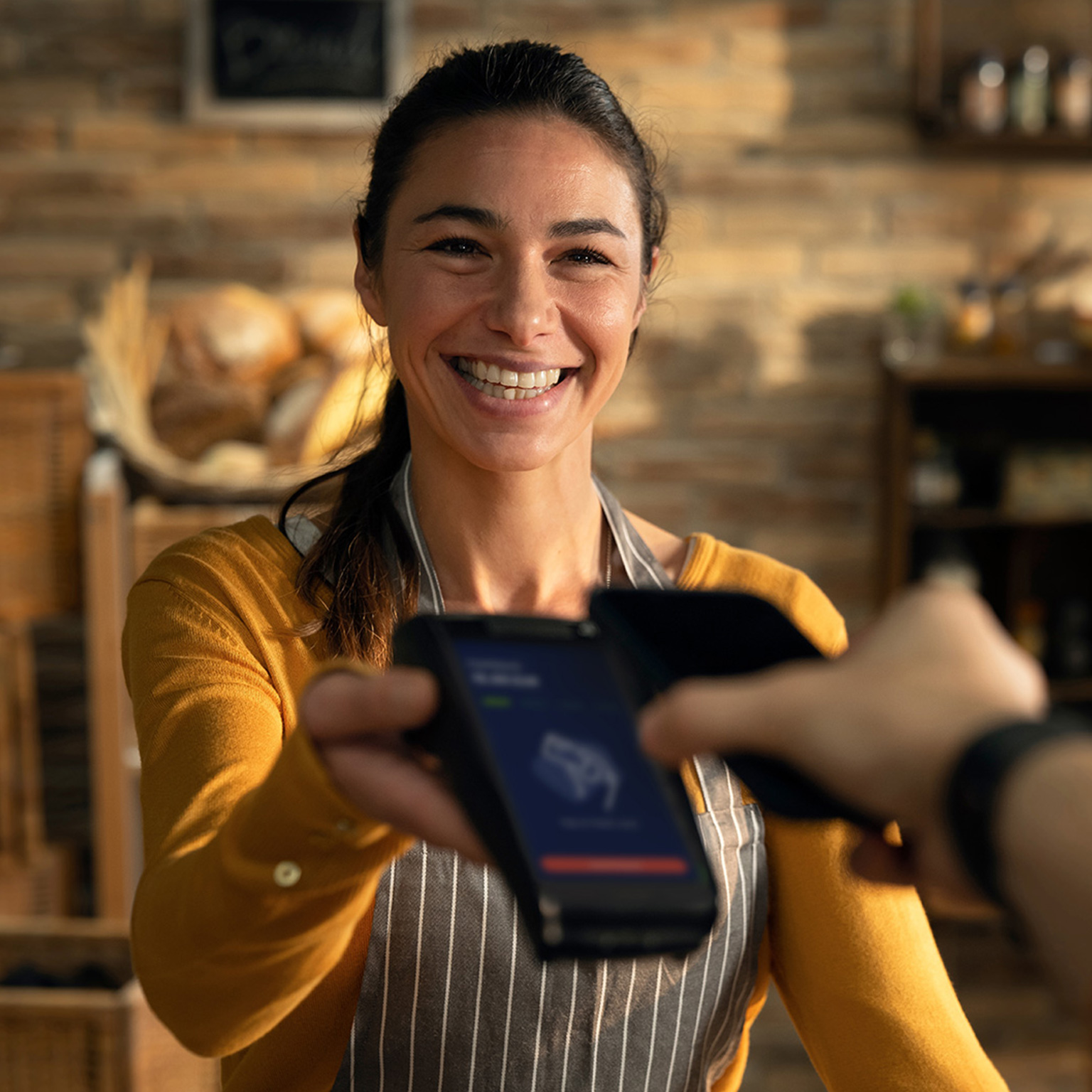 1536x1536_m+_headers_vzdalena_sprava_terminalu_02