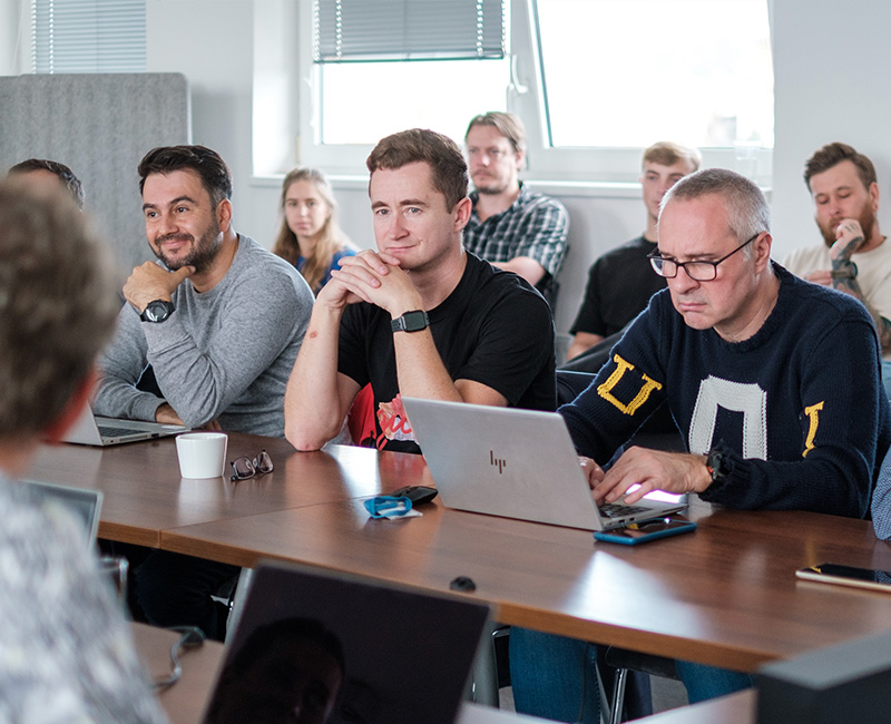 800x650_reference_PEOPLE_03